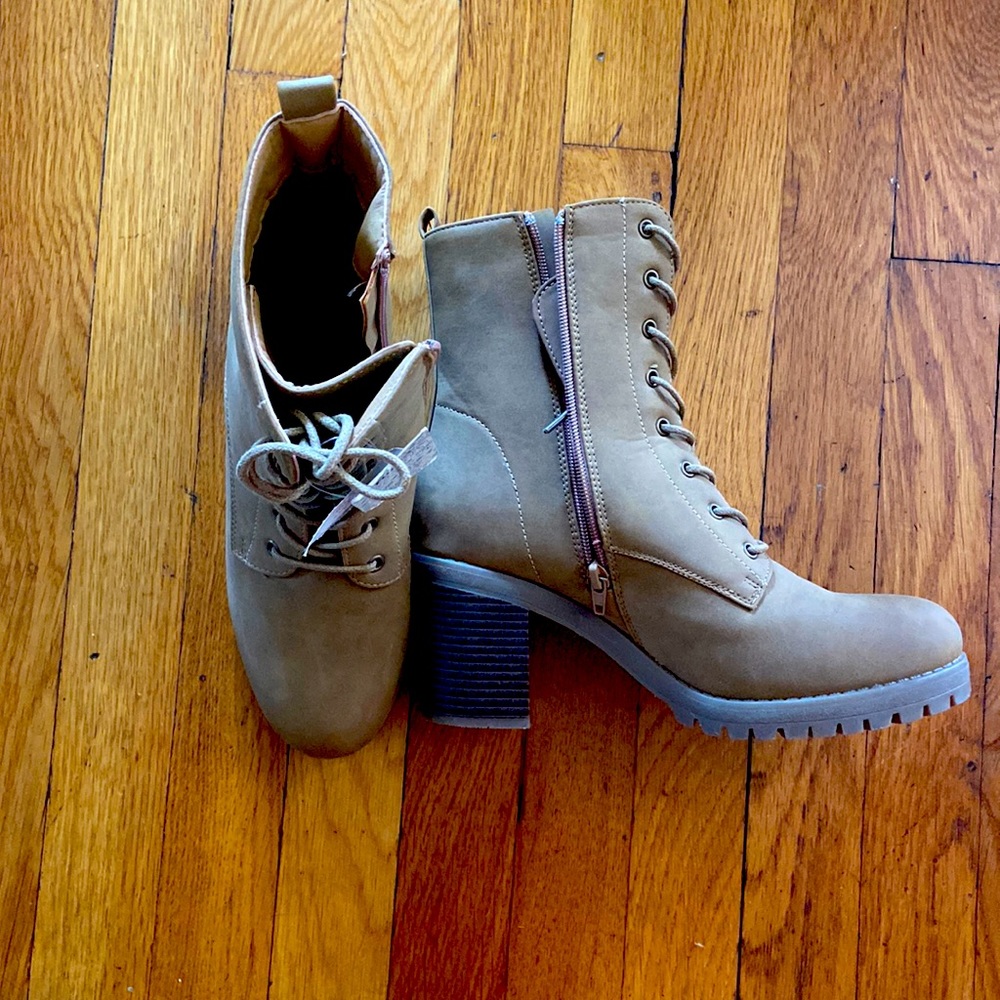 Woman’s boots